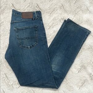 Men’s Lucky Brand 410 Athletic Slim. Straight Denim blue Jeans 30W x 32L